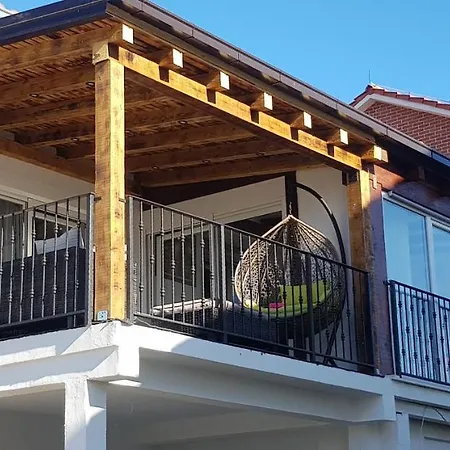 Luxurious Three Bedrooms With Two Terraces Apartment Kastela