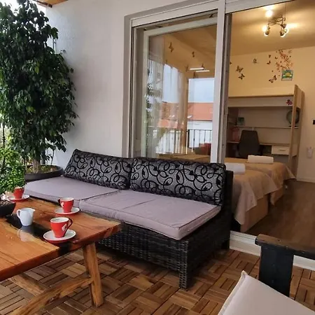Luxurious Three Bedrooms With Two Terraces Kastela