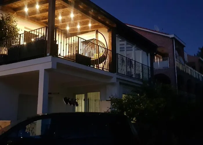 Sanader Apartmán *